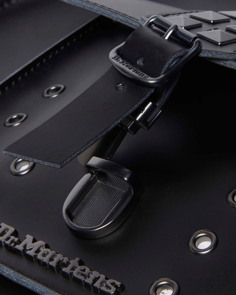 Heart Shaped Hardware Kiev Leather Bag 3