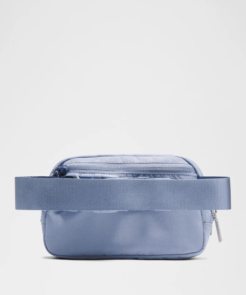 Everywhere Belt Bag 1L 3