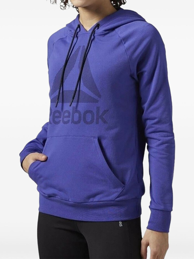 kangaroo-pocket hoodie 1