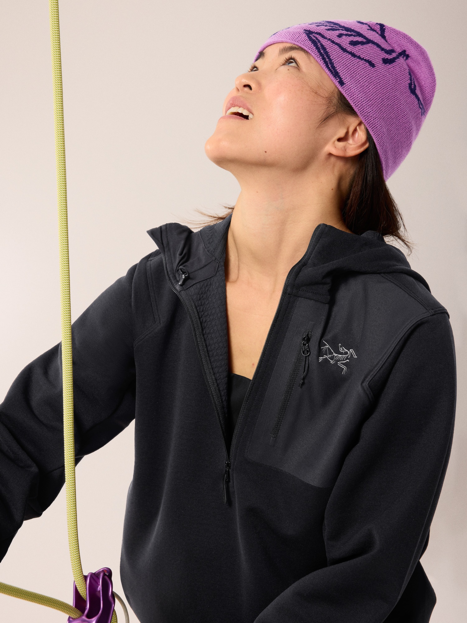 Aestas Pullover Hoody - 3