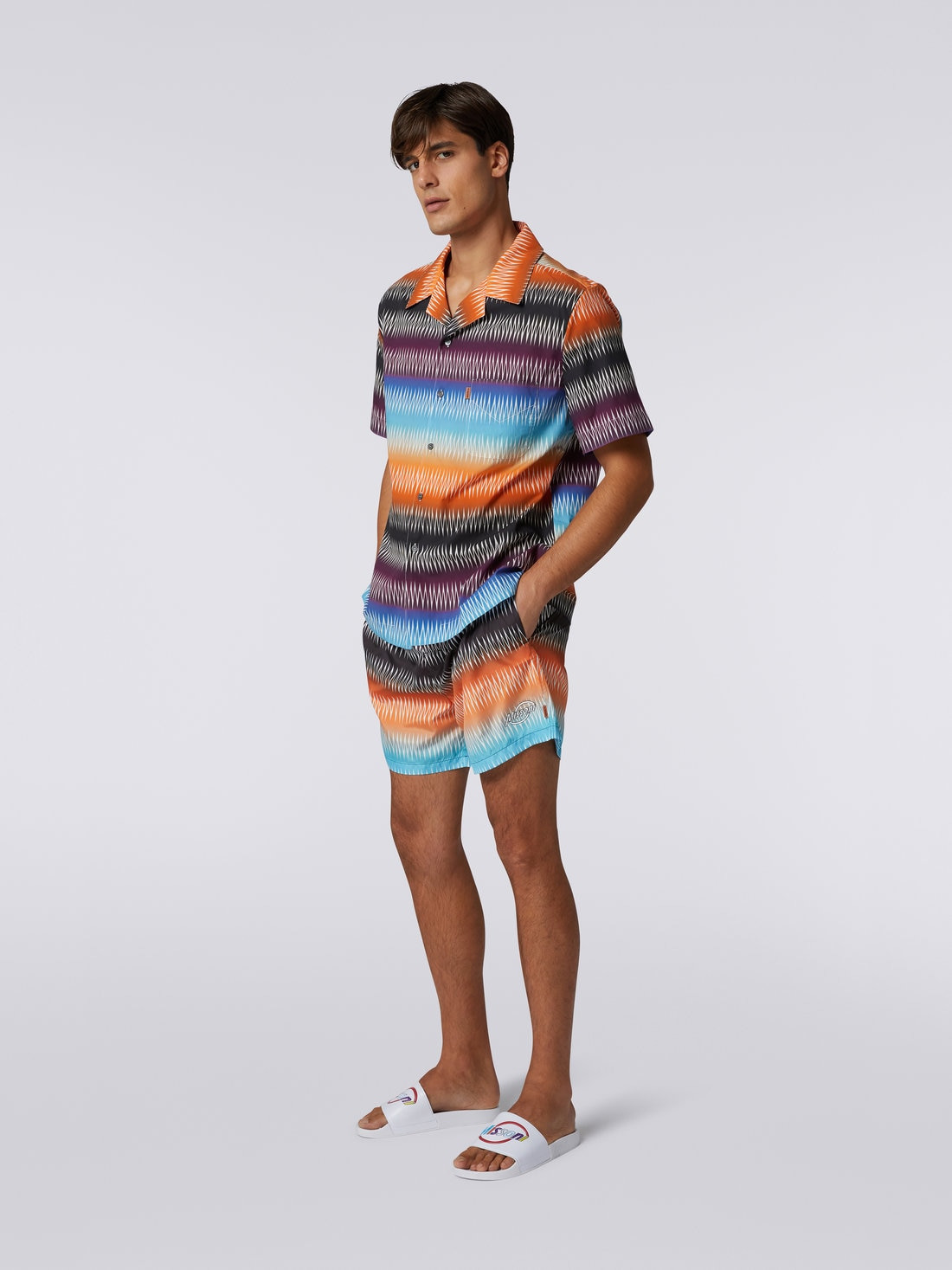 Short-sleeved cotton bowling shirt with zigzag print - 3
