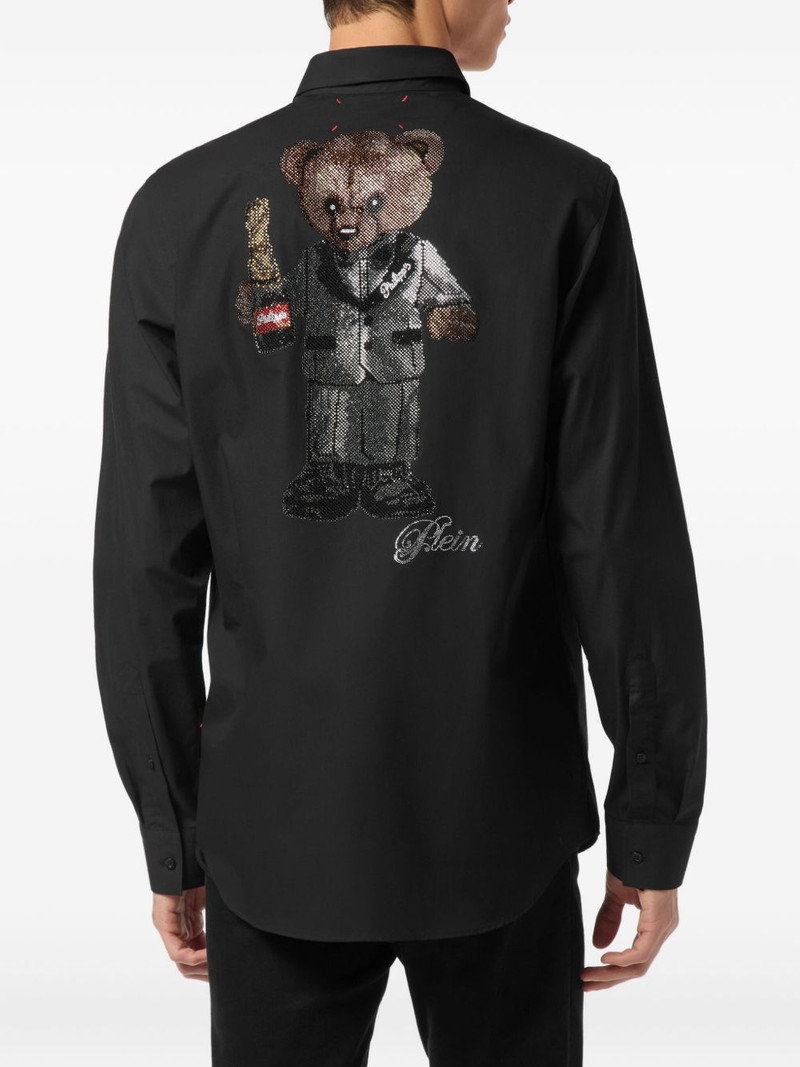 bear-motif shirt 6