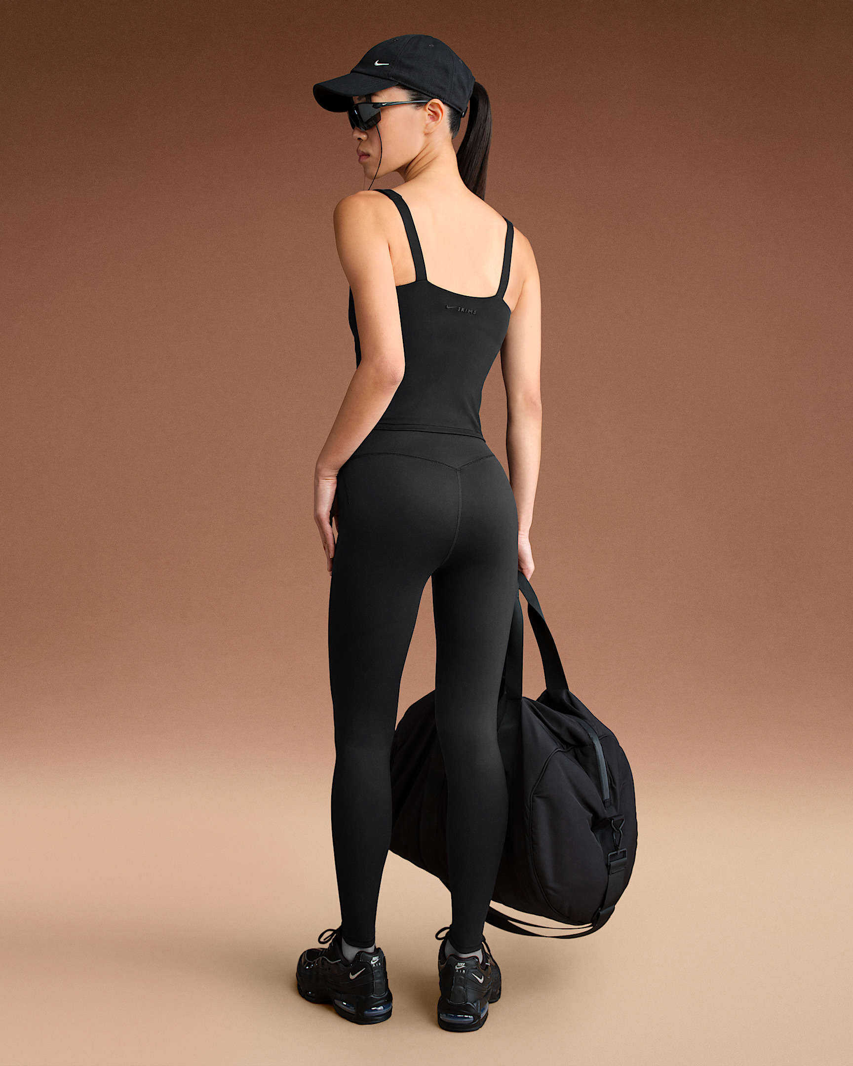 NikeSKIMS Matte Women's Square-Neck Tank - 5