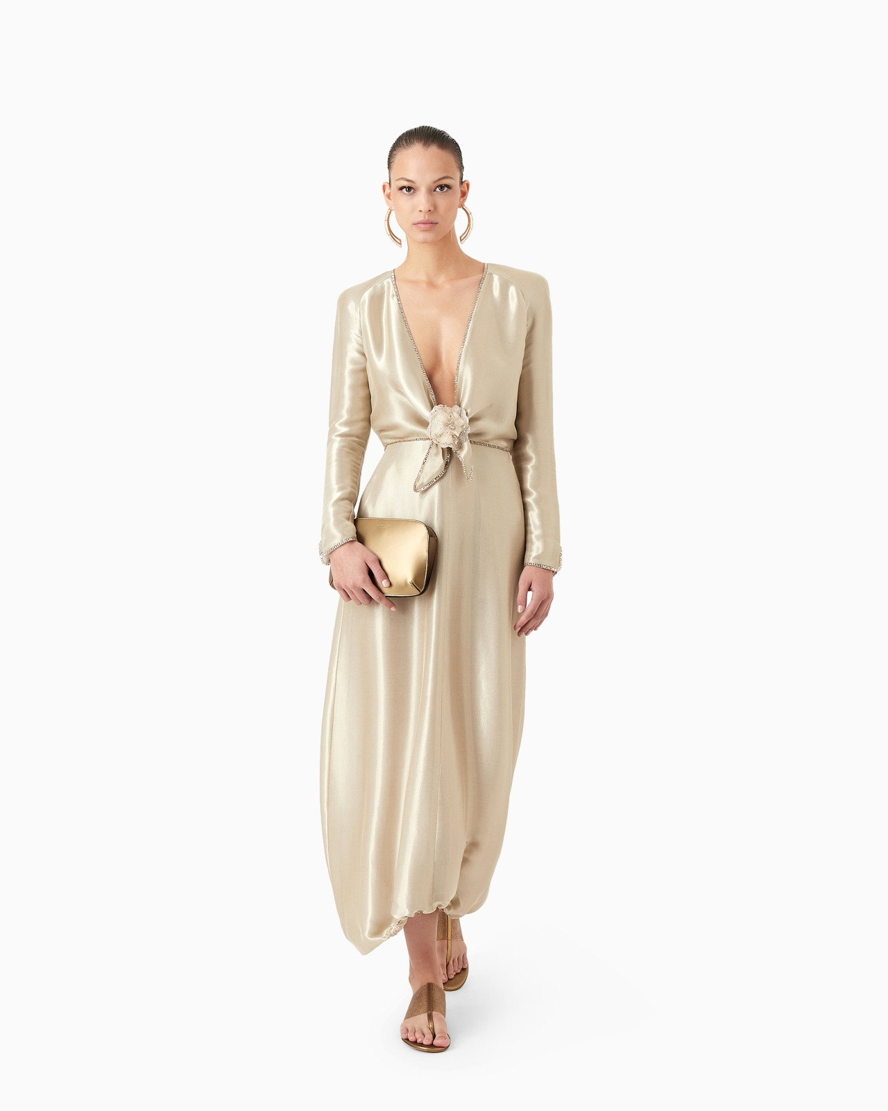 Long dress with embroideries and floral embellishment - 4