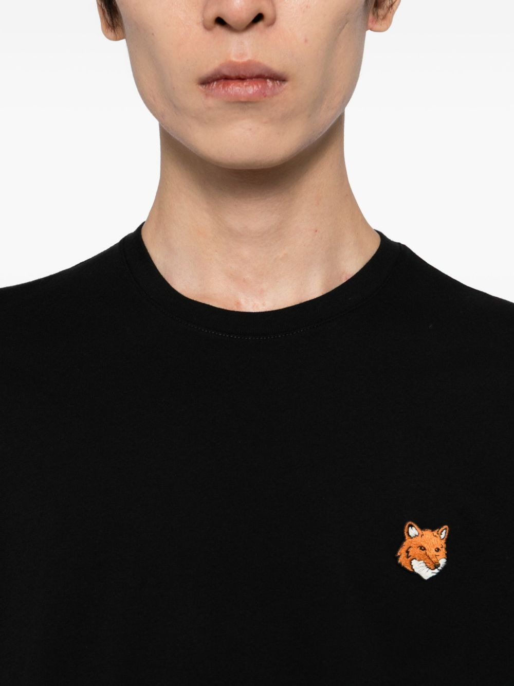 embroidered-logo patch T-shirt - 4