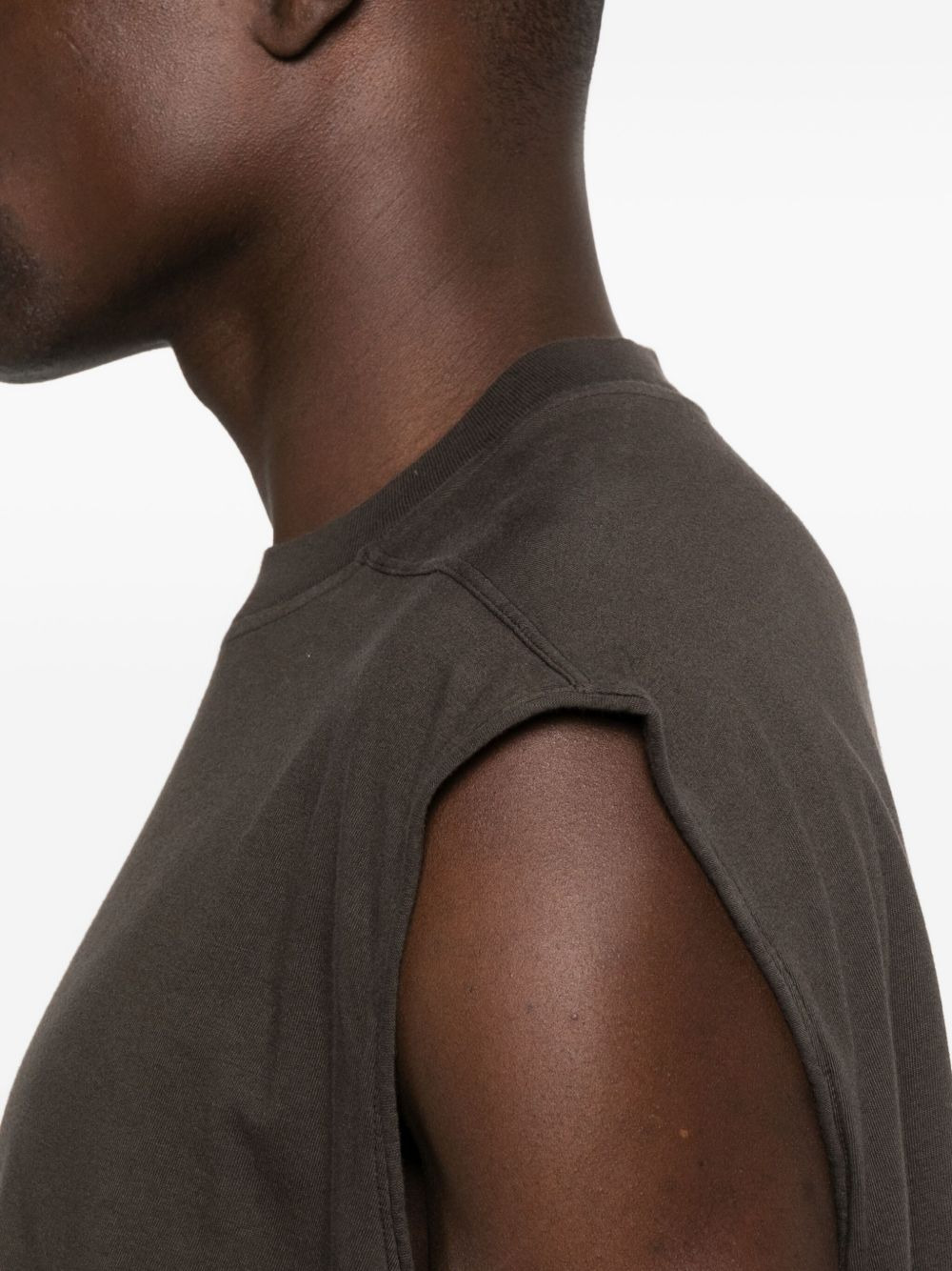raw-edge sleeveless T-shirt - 4