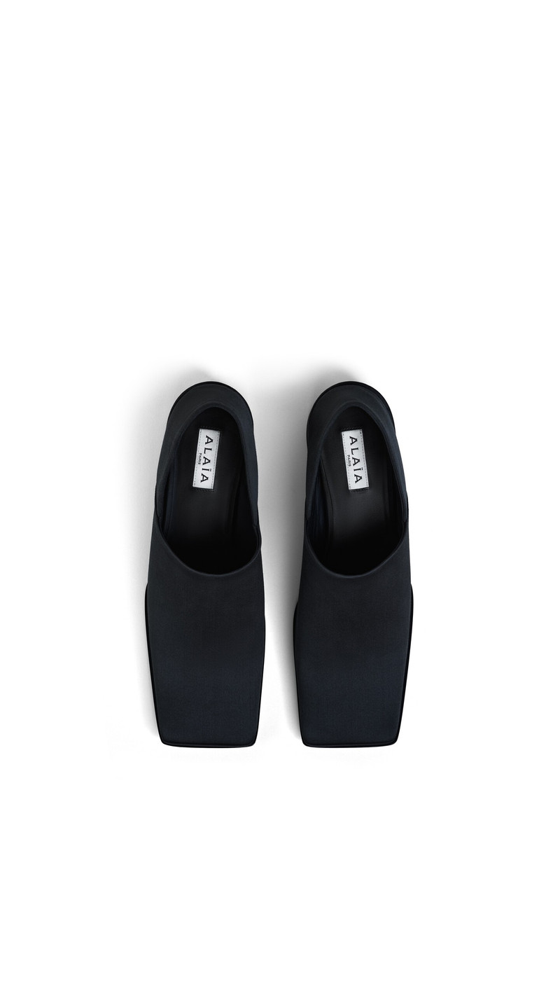 SQUARE SLIPPERS IN SATIN 5