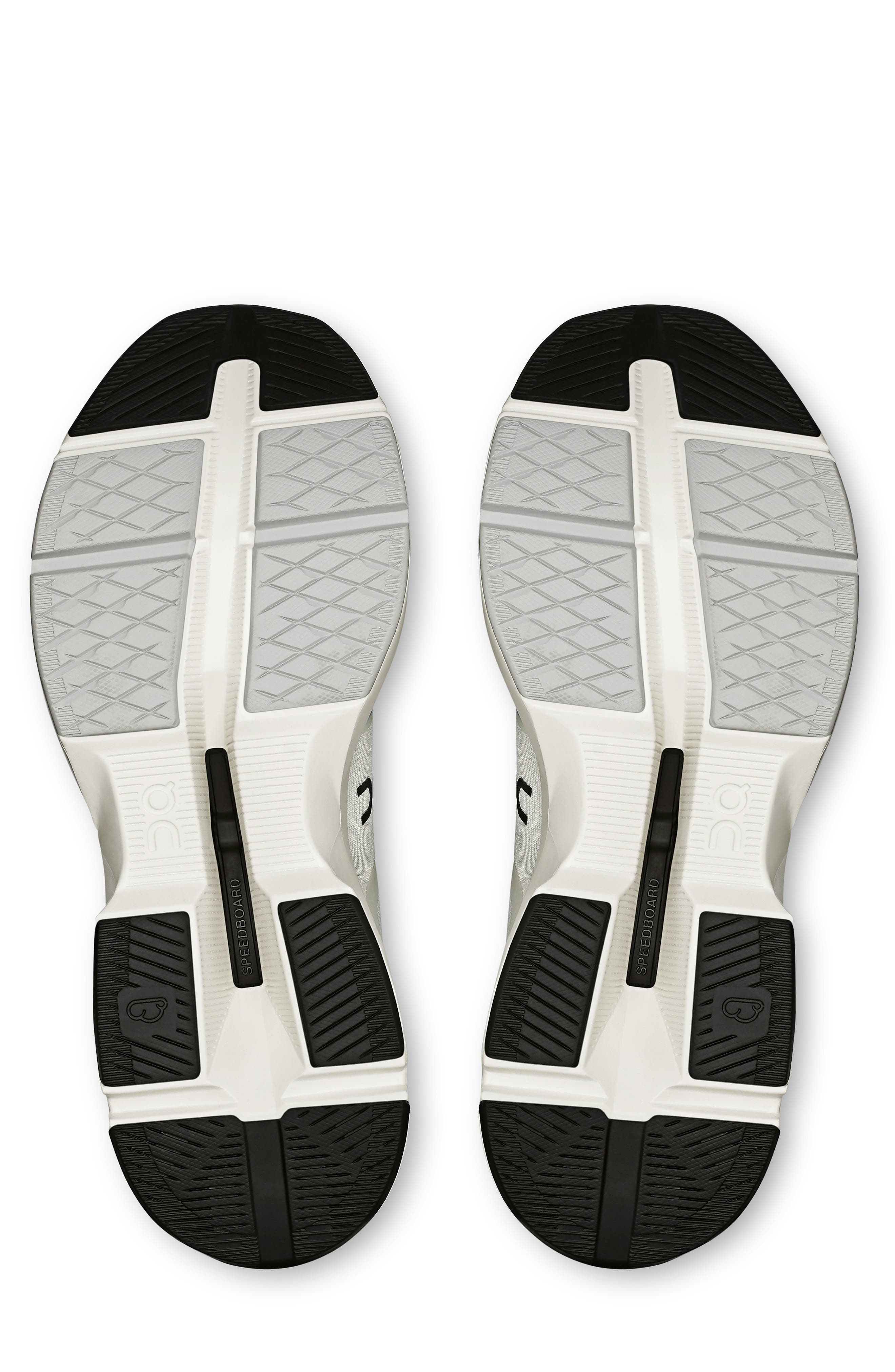 On Cloudpulse Training Shoe in Ivory/Horizon at Nordstrom - 4