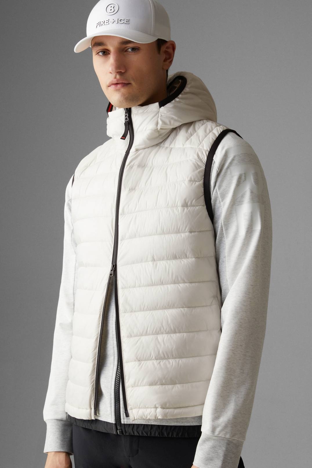 CASAN QUILTED VEST IN OFF-WHITE - 2
