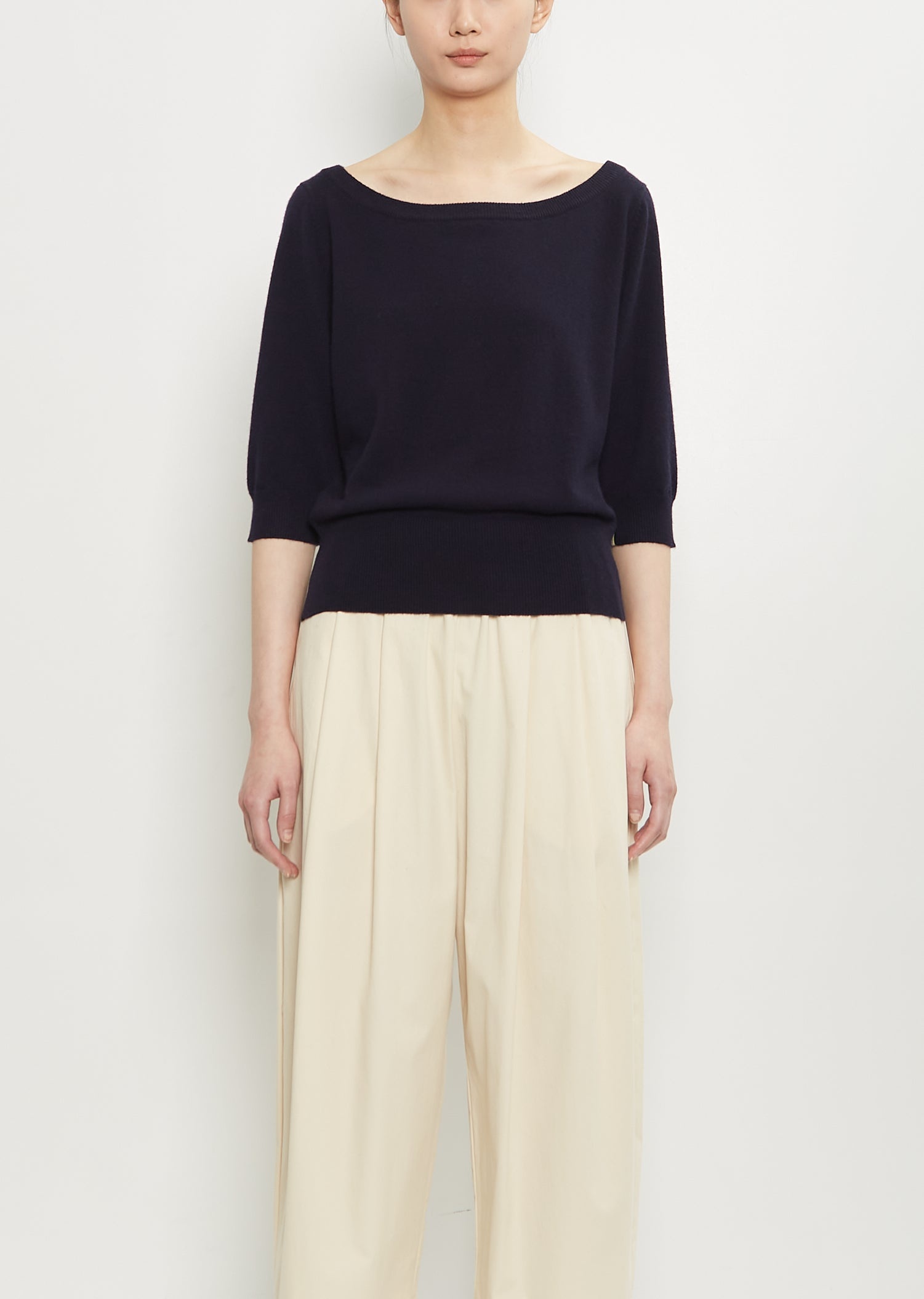 n°422 Marianne Cashmere Sweater — Navy - 1