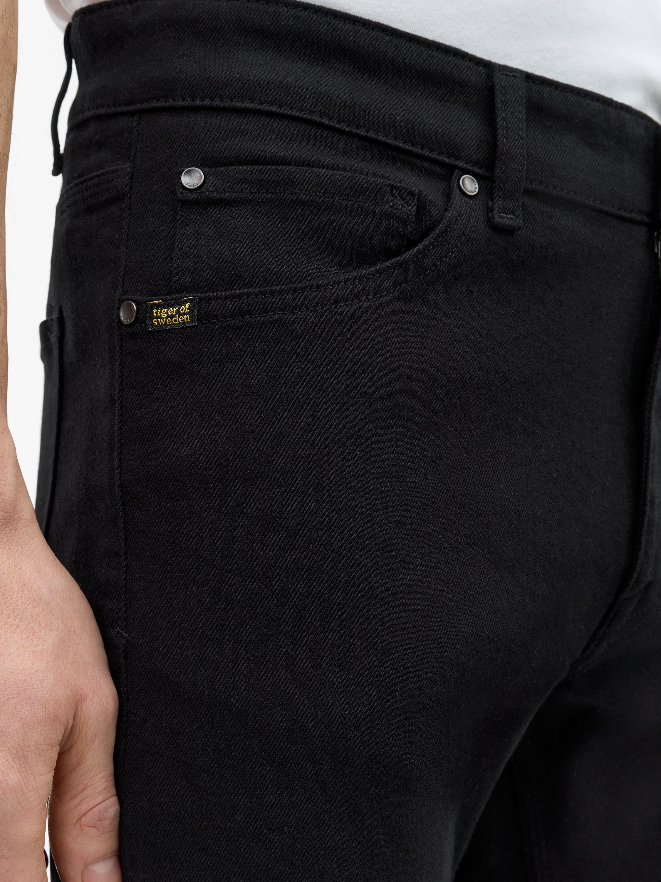 Des Slim-Straight Jeans - 6