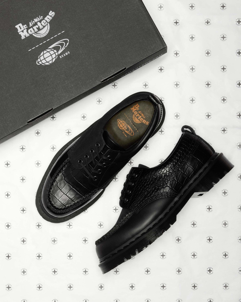 Dr. Martens Lowell Beams Moc Toe Shoes - 43026001 | REVERSIBLE