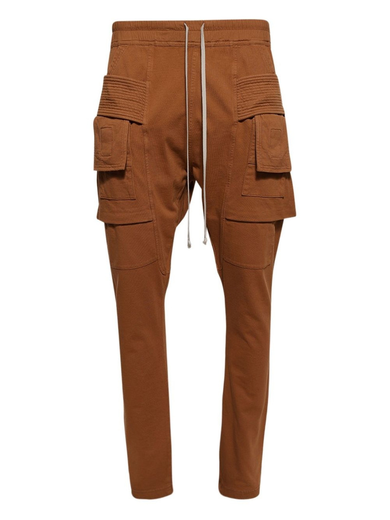cargo-pocket pants 1