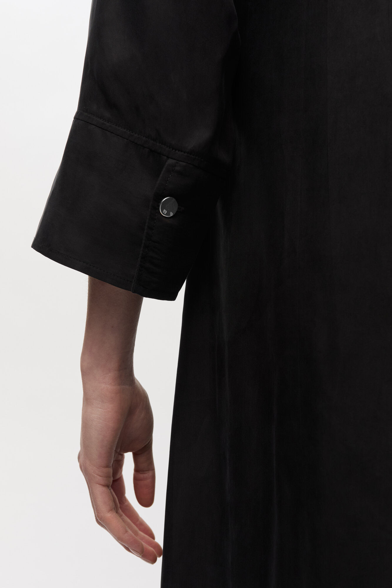BLACK FLUID CUPRO MAXI DRESS - 4