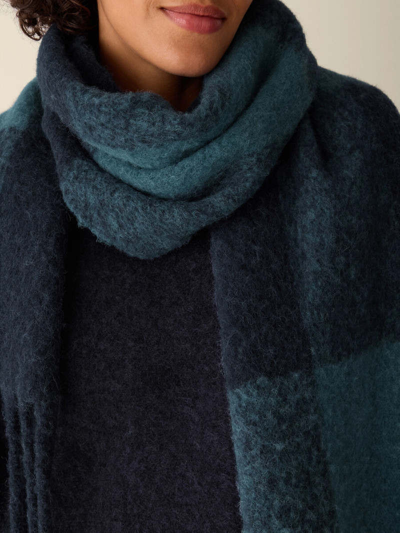 Boucle Cloud Scarf 4