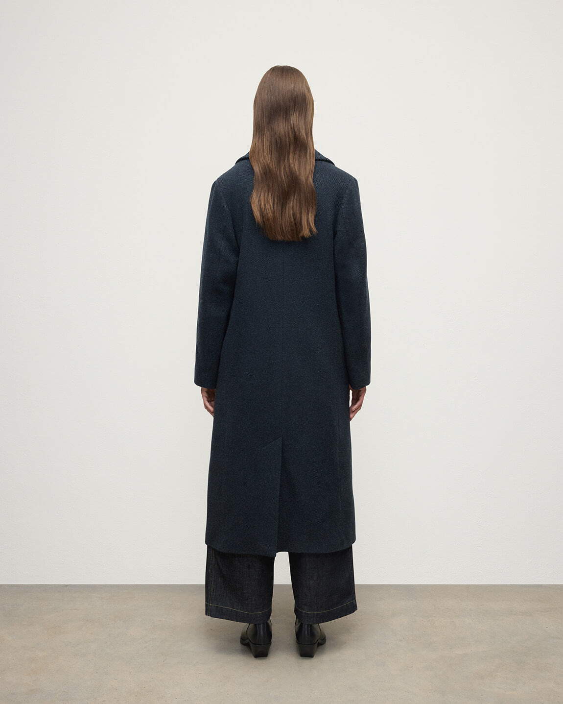 The Great Coat in Green - 4
