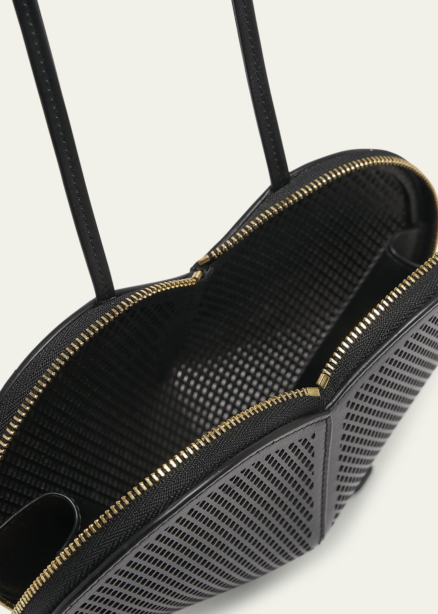 Le Coeur Crossbody Bag in Fishnet Leather - 4