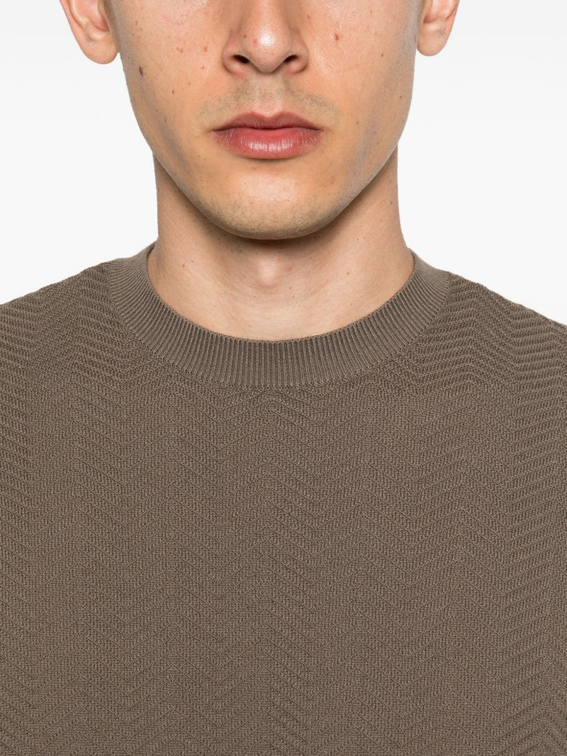 short-sleeve t-shirt 5