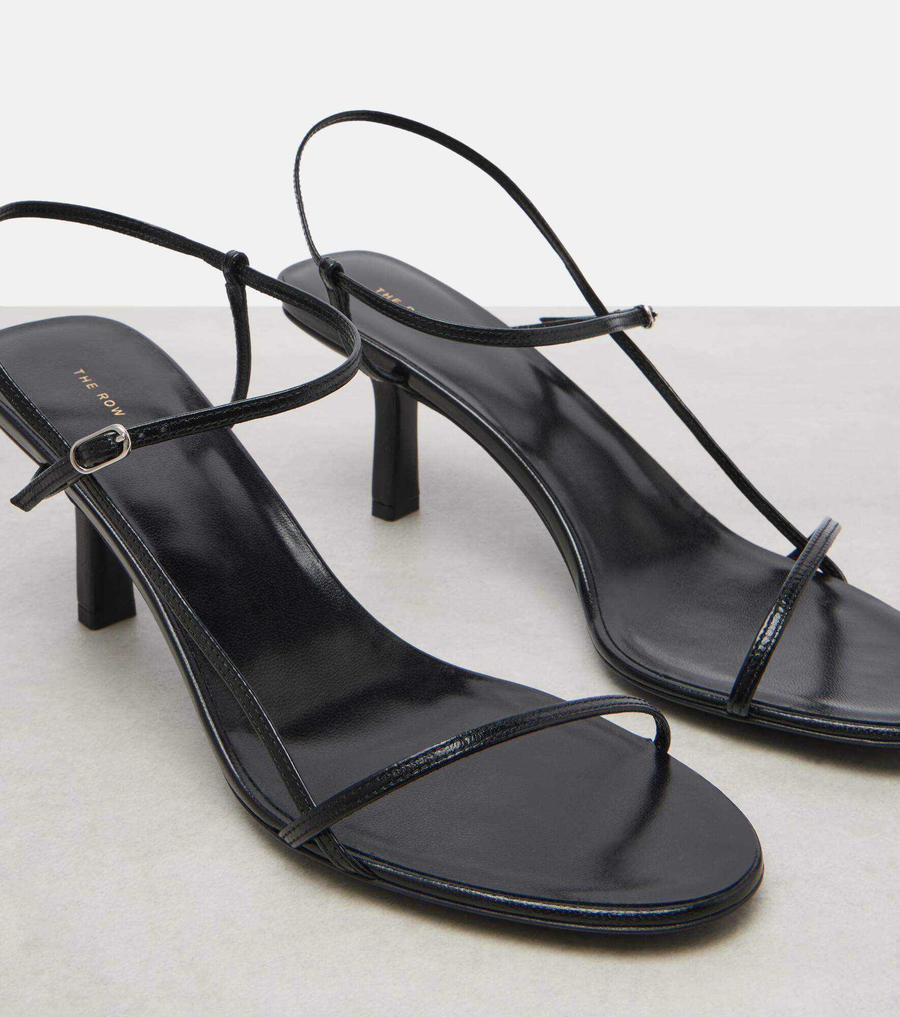 Bare leather sandals - 5
