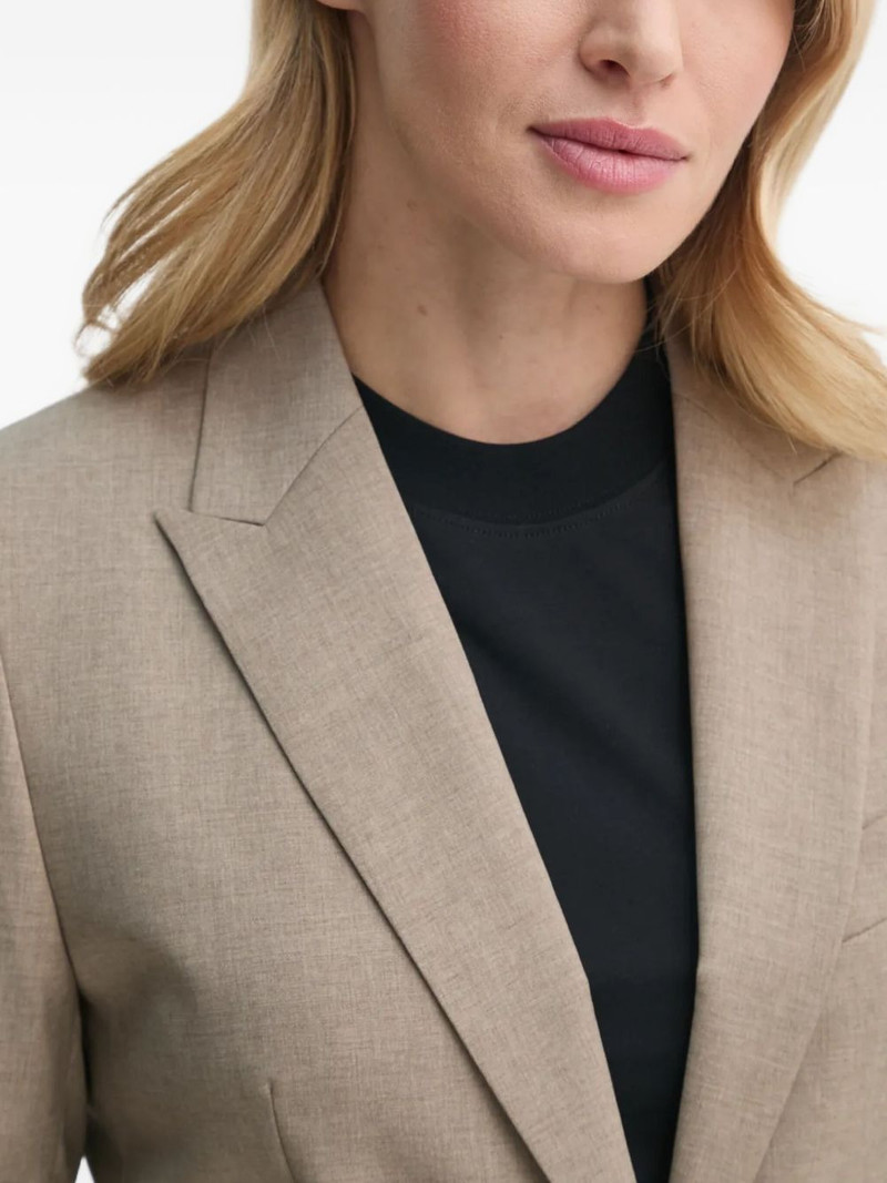 single-breasted blazer 4
