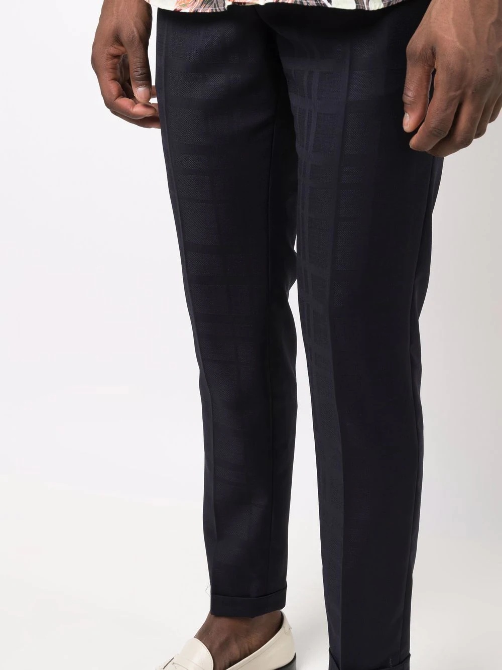 check-pattern slim trousers - 5