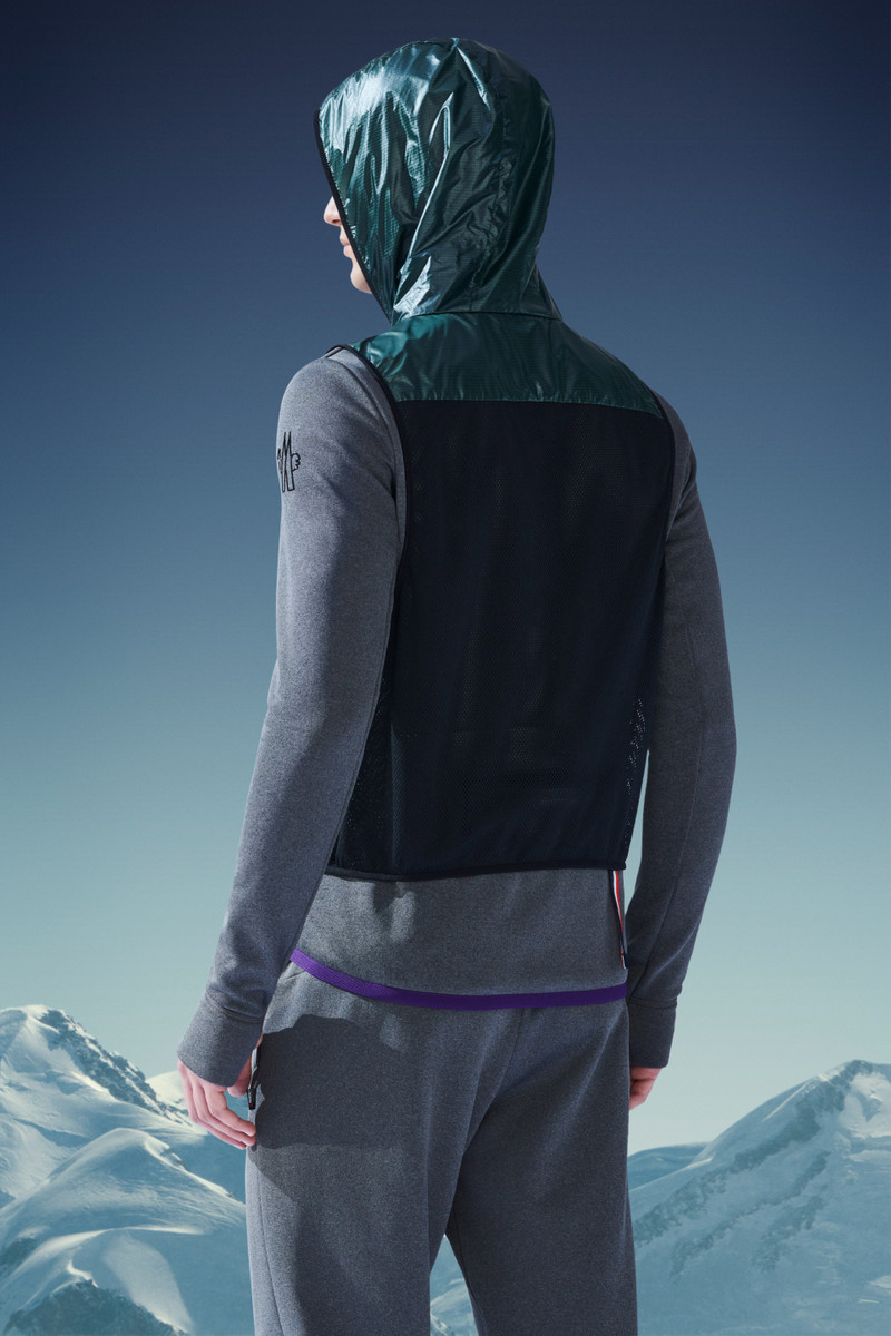 Sweatshirt with Vest 5