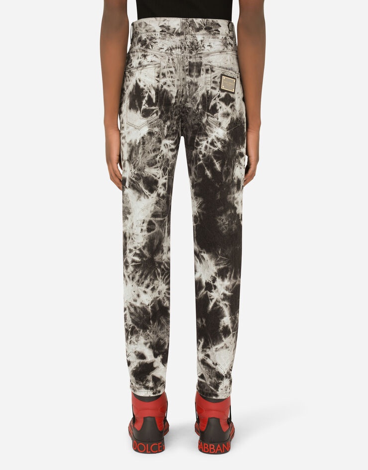 Regular-fit black jeans with marbled print - 3