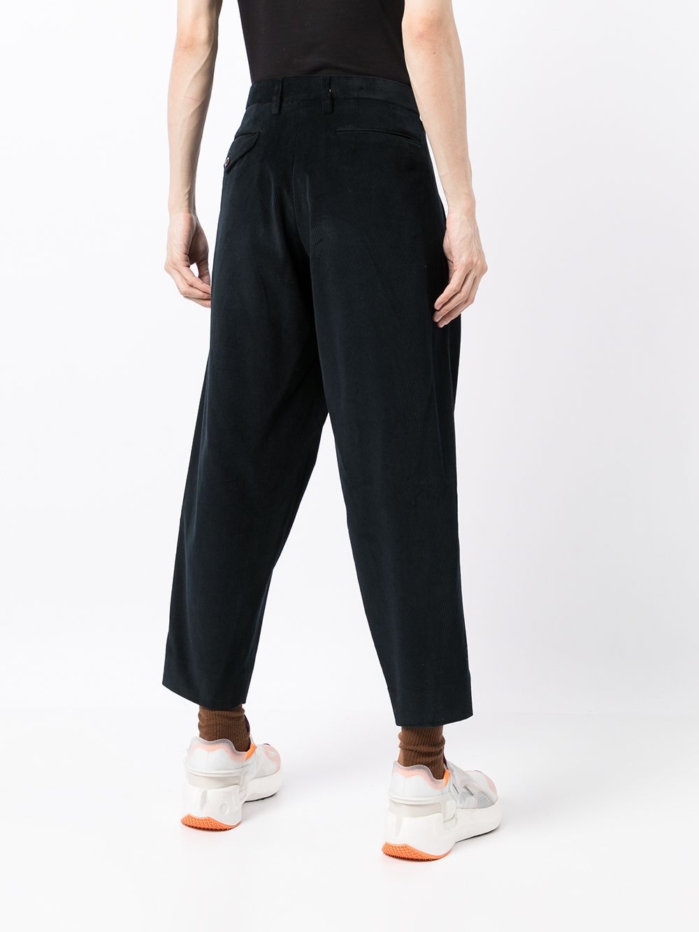 cropped tapered-leg corduroy trousers - 4