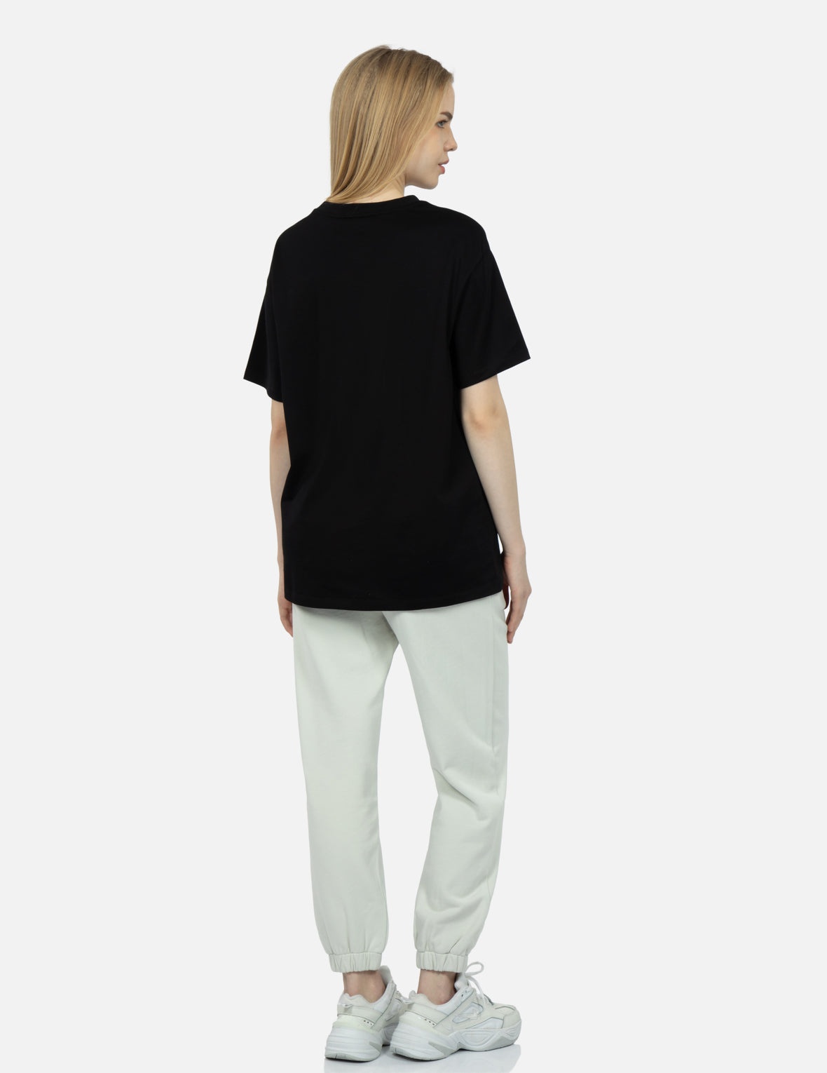 Gradiant Abstract Pattern Kamon Print T-Shirt - 4