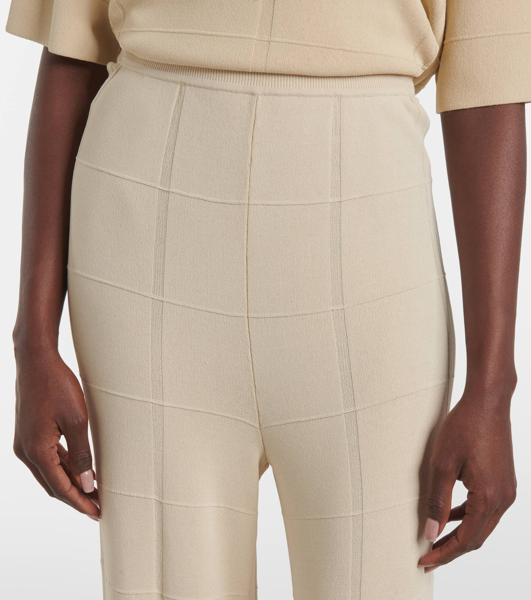 Knitted high-rise flared pants - 4