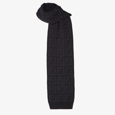 FENDI Black knit scarf outlook