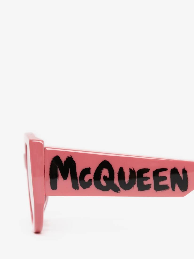 Mcqueen Graffiti Oval Sunglasses in Pink - 4