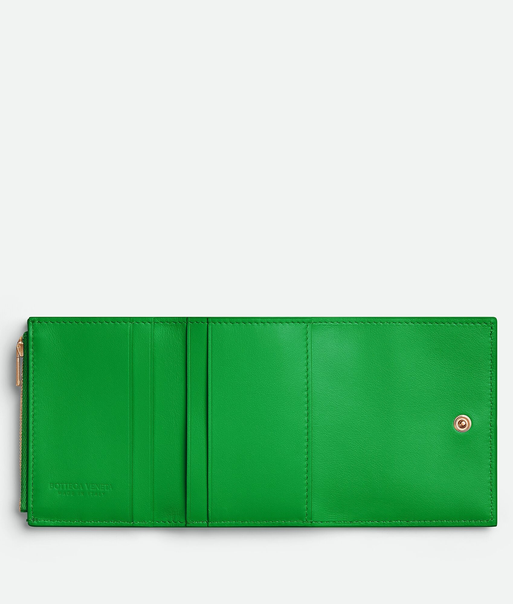 【関税込み】BOTTEGA VENETA TRI-FOLD LEATHER WALLET WITH ZIP BOTTEGA VENETA Cassette Leather Tri-Fold Leather Wallet