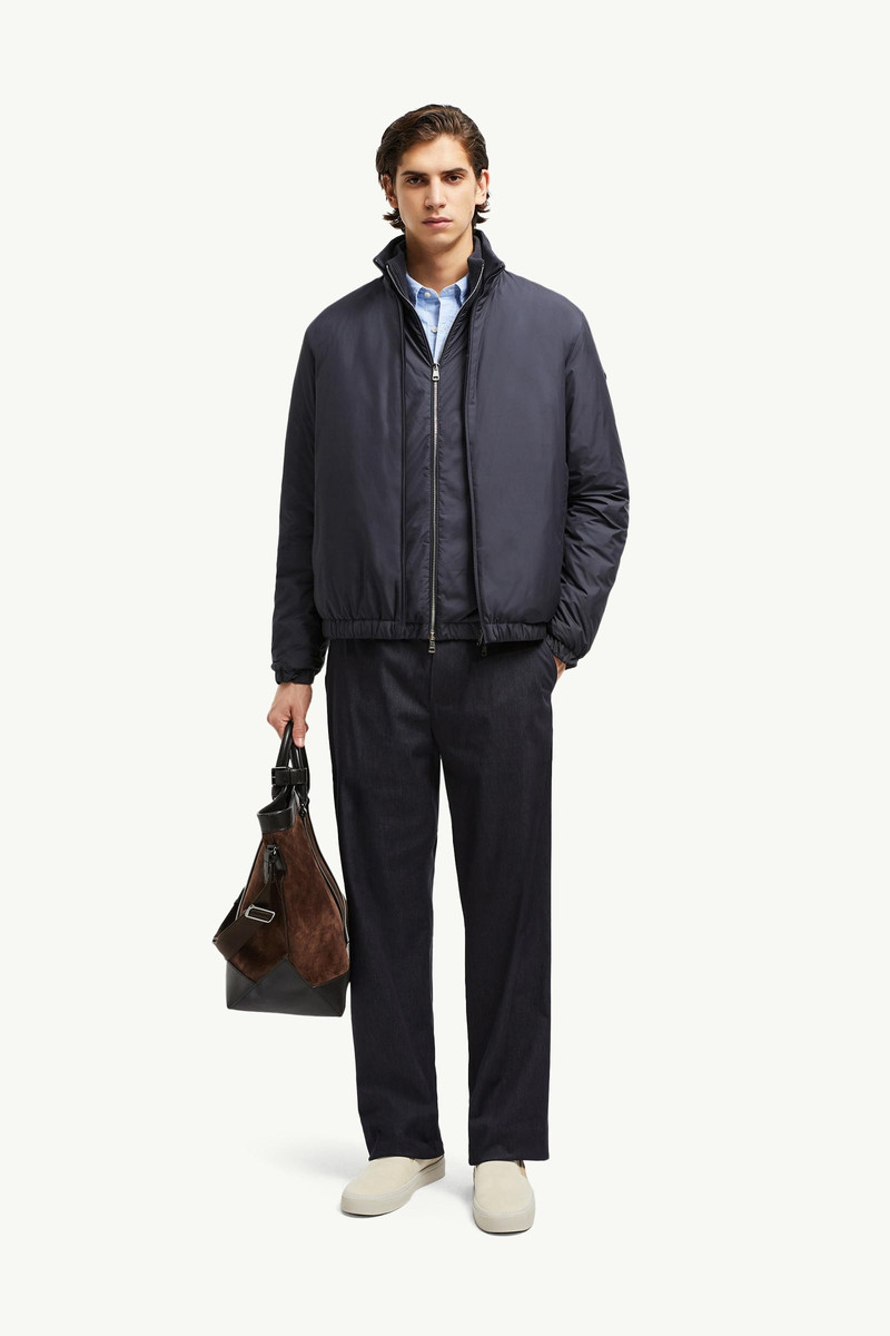 Moncler Berre Short Down Jacket outlook