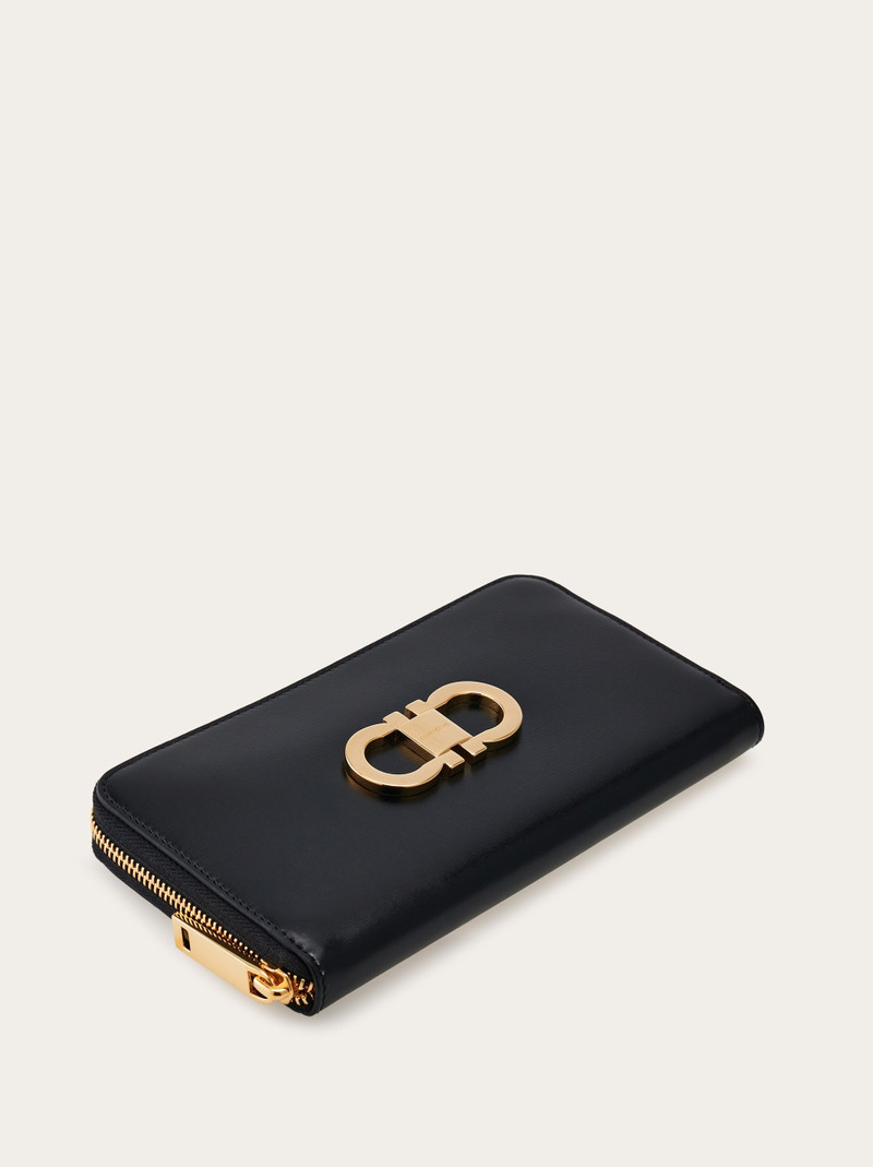FERRAGAMO Gancini continental wallet outlook
