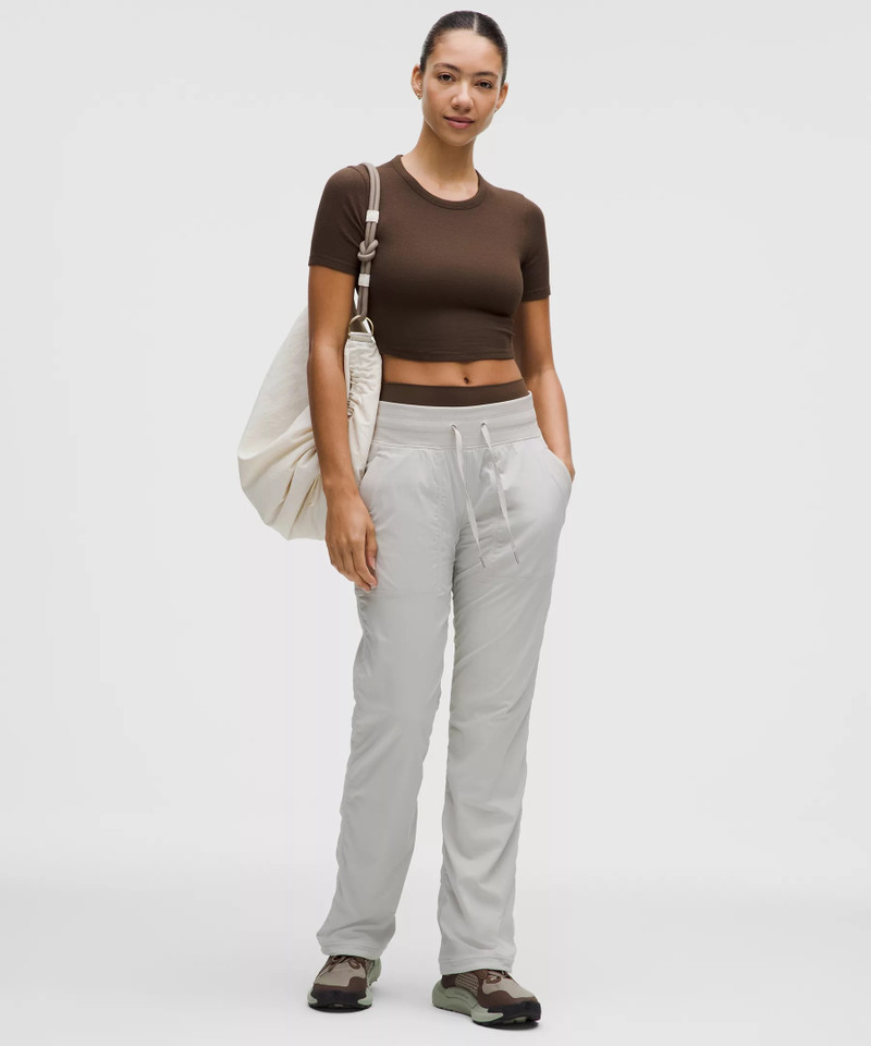 Dance Studio Mid-Rise Pant *Short 1