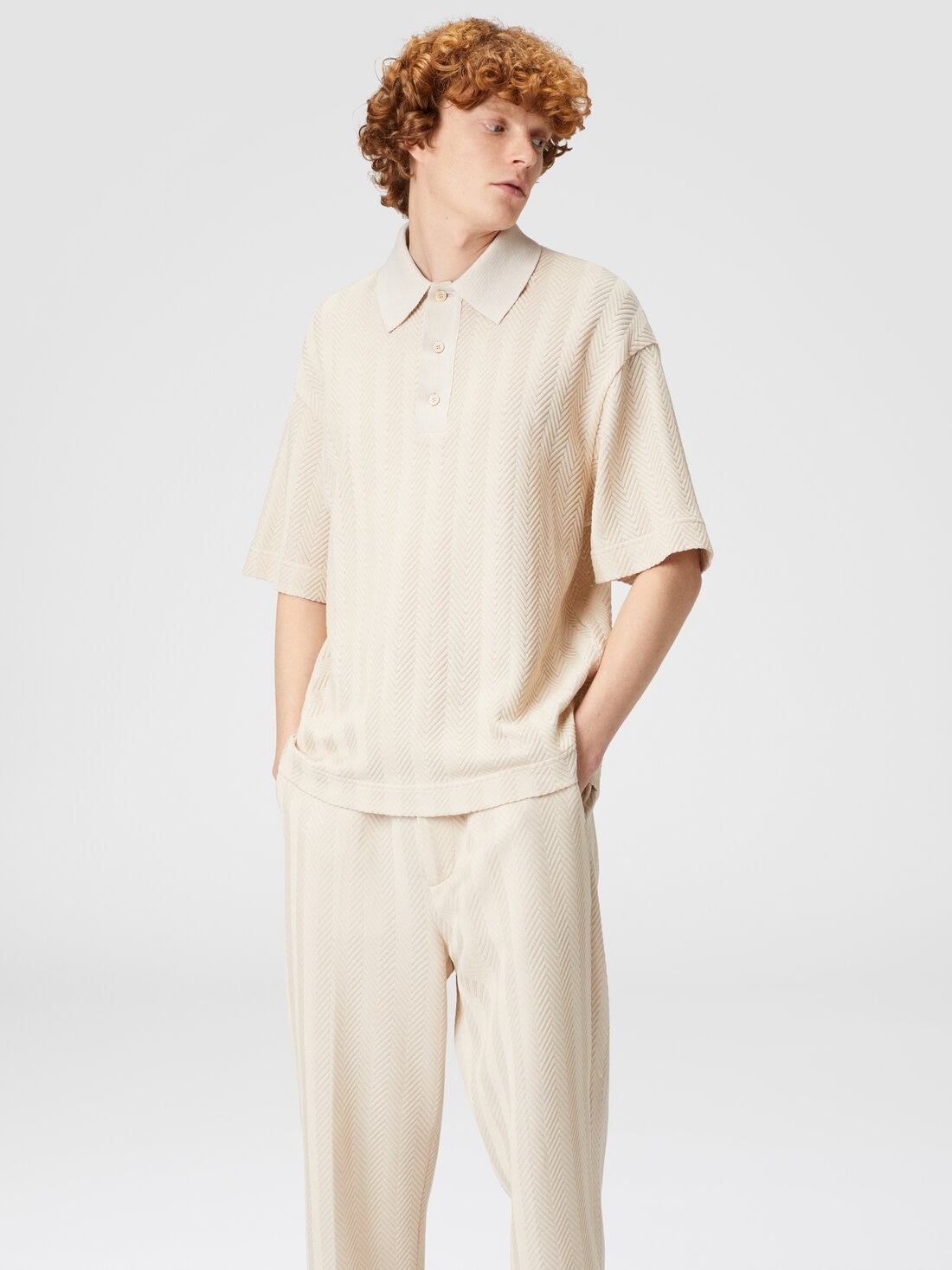 Boxy-fit knit polo shirt with tone-on-tone chevron - 4