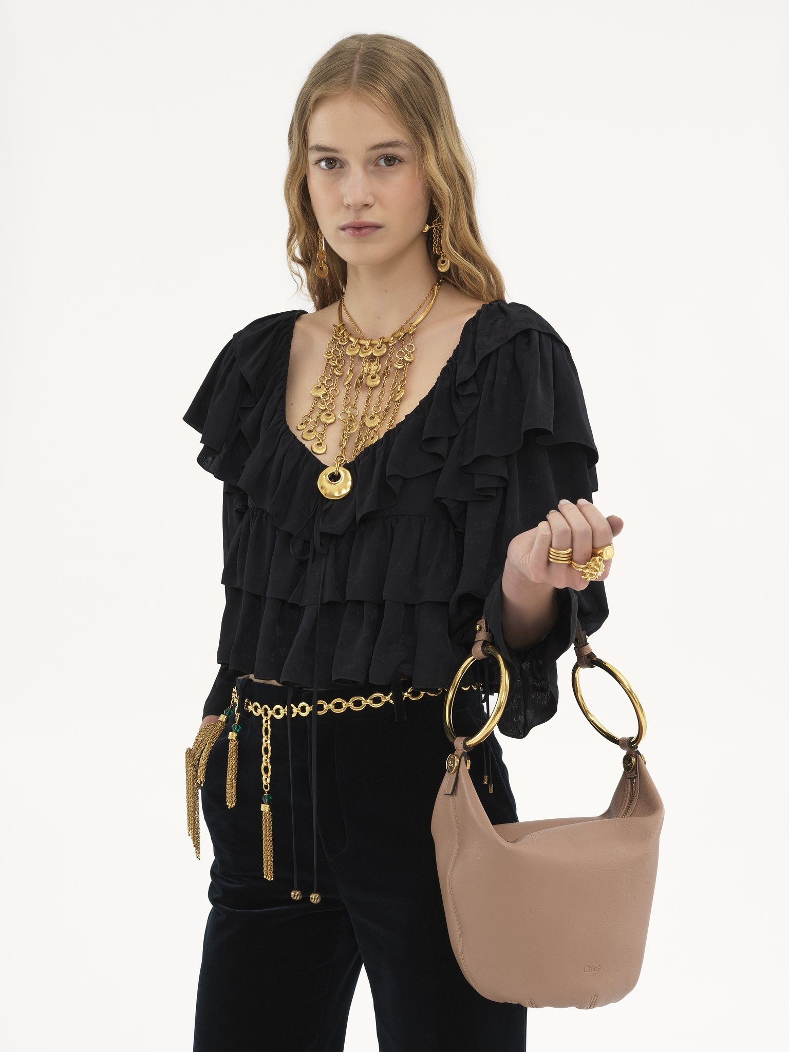 SMALL BRACELET HANDBAG IN GRAINED LEATHER - 2