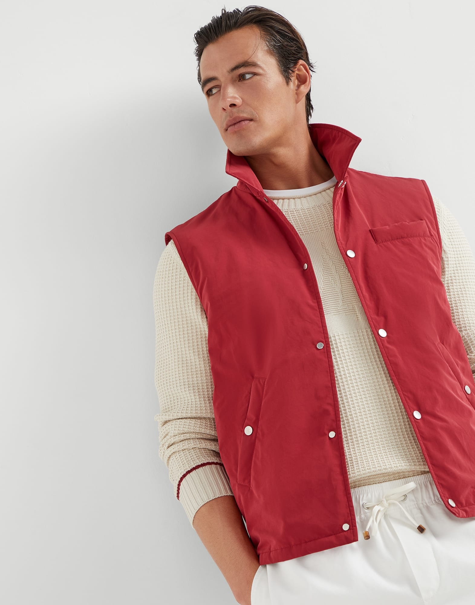 Water-resistant microfiber vest with Thermore® padding and shirt-style collar - 4