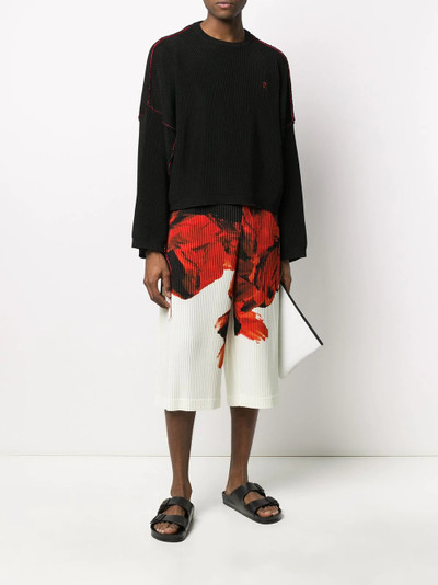 ISSEY MIYAKE graphic print pleated trousers outlook