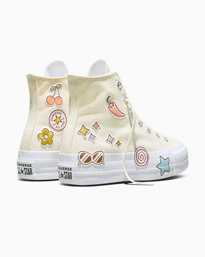 Chuck Taylor All Star Lift Platform Retro Appliqués 8