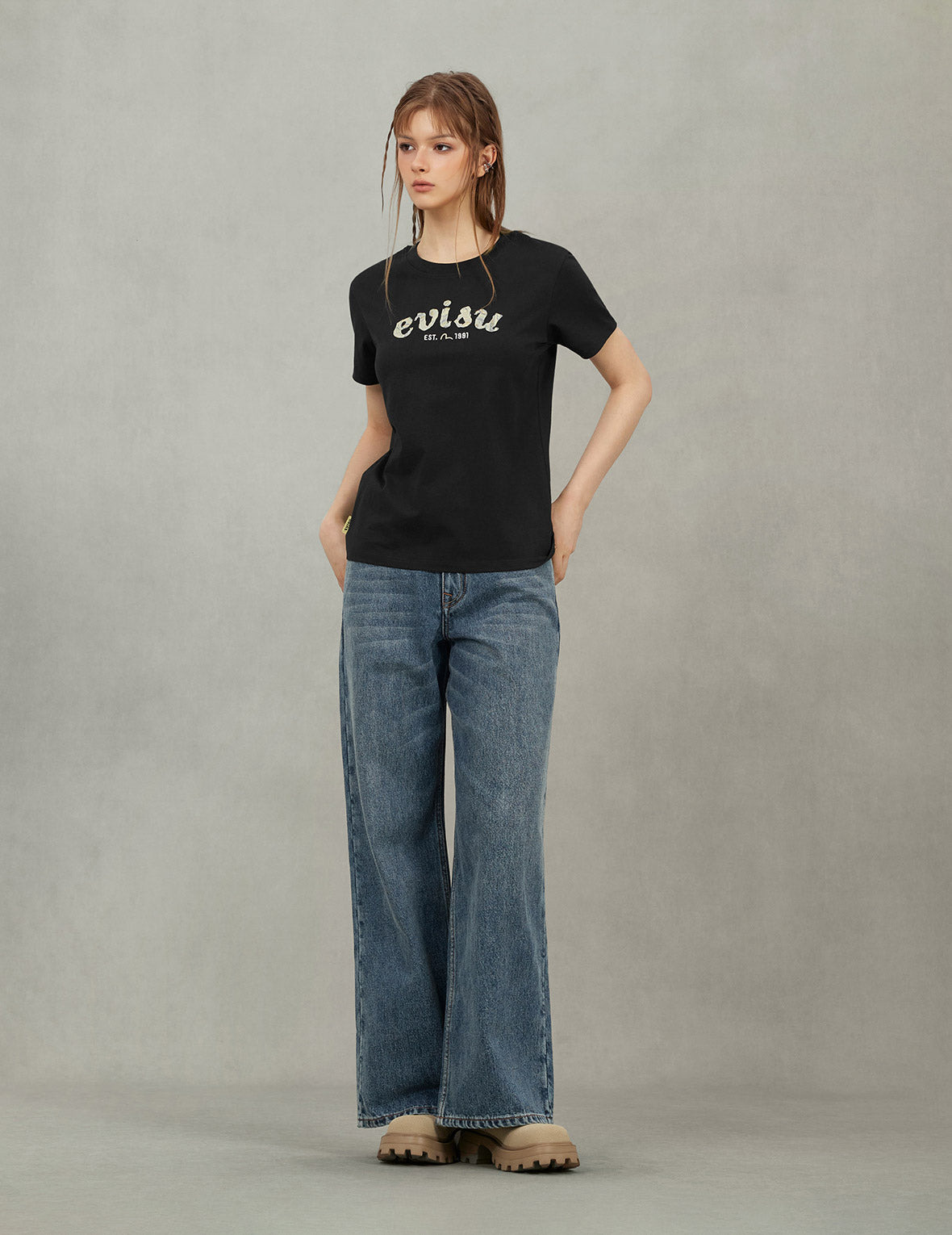 Brocade Logo Appliqué Regular Fit T-Shirt - 5