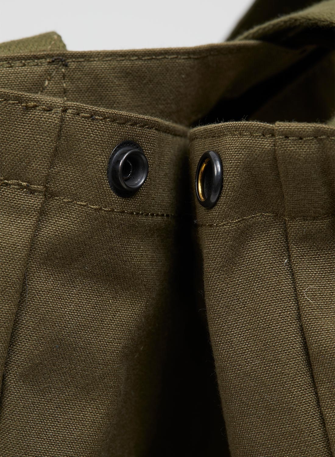 Bucket Bag Halftex Peat Label in Dark Green - 6