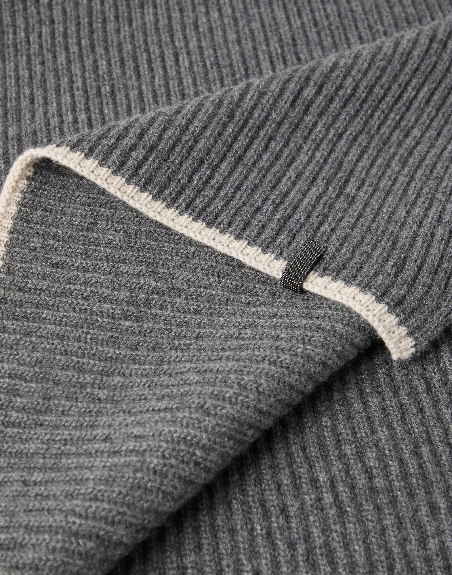 Cashmere English rib knit scarf with monili - 3