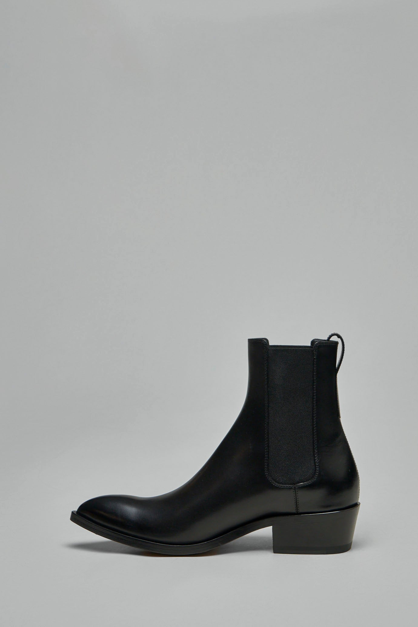 Burnished Leather Chelsea Boot - 3