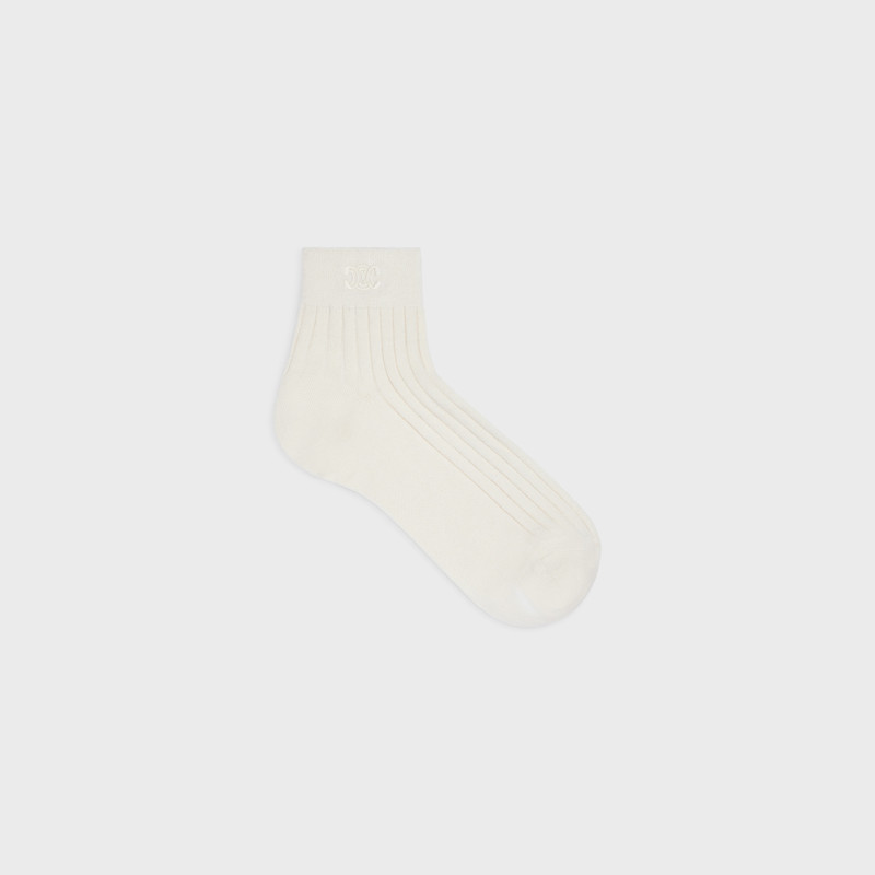 triomphe socks in ribbed silk 1