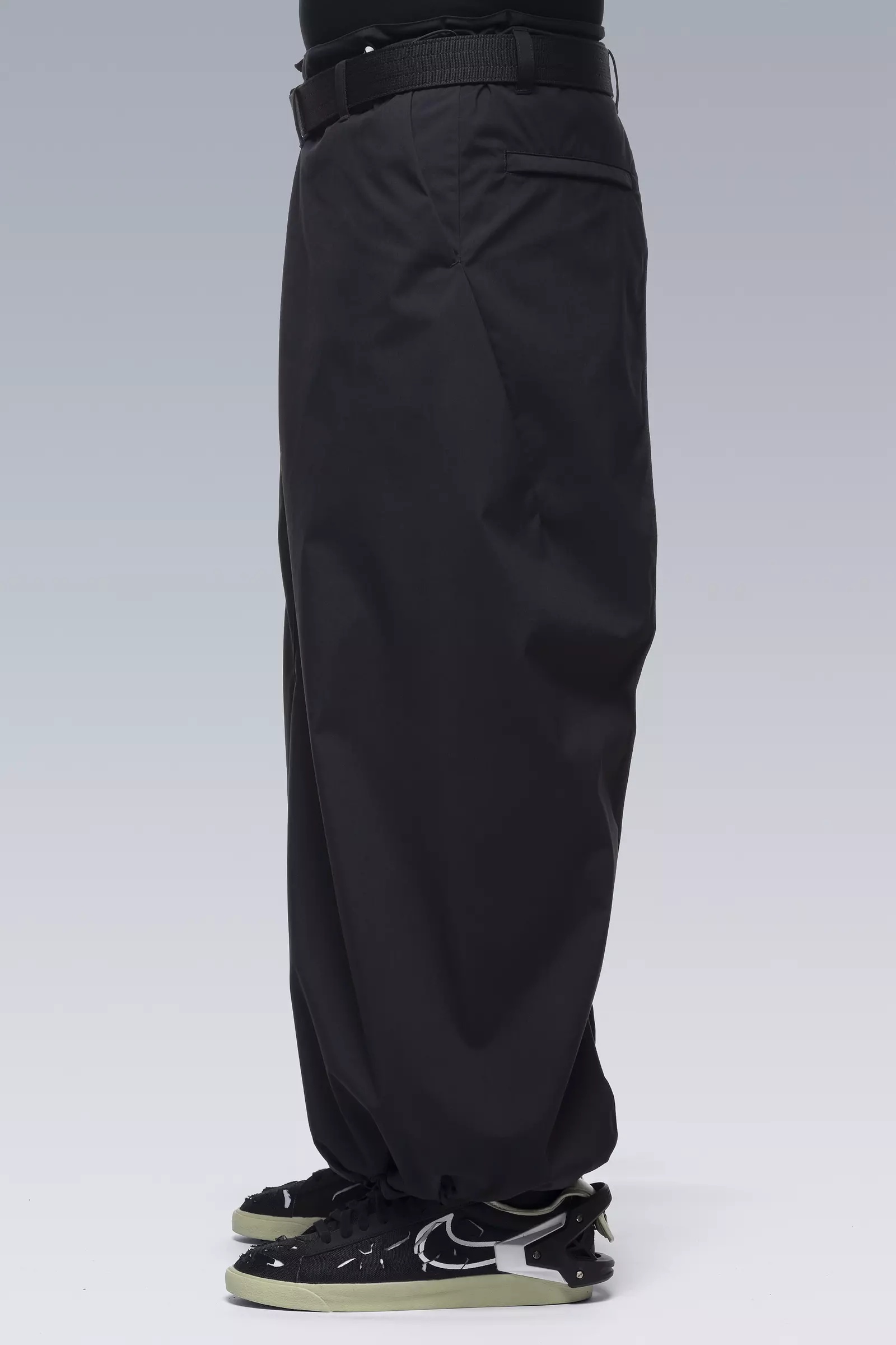 P54-E Encapsulated Nylon Pleated Trouser Black - 16