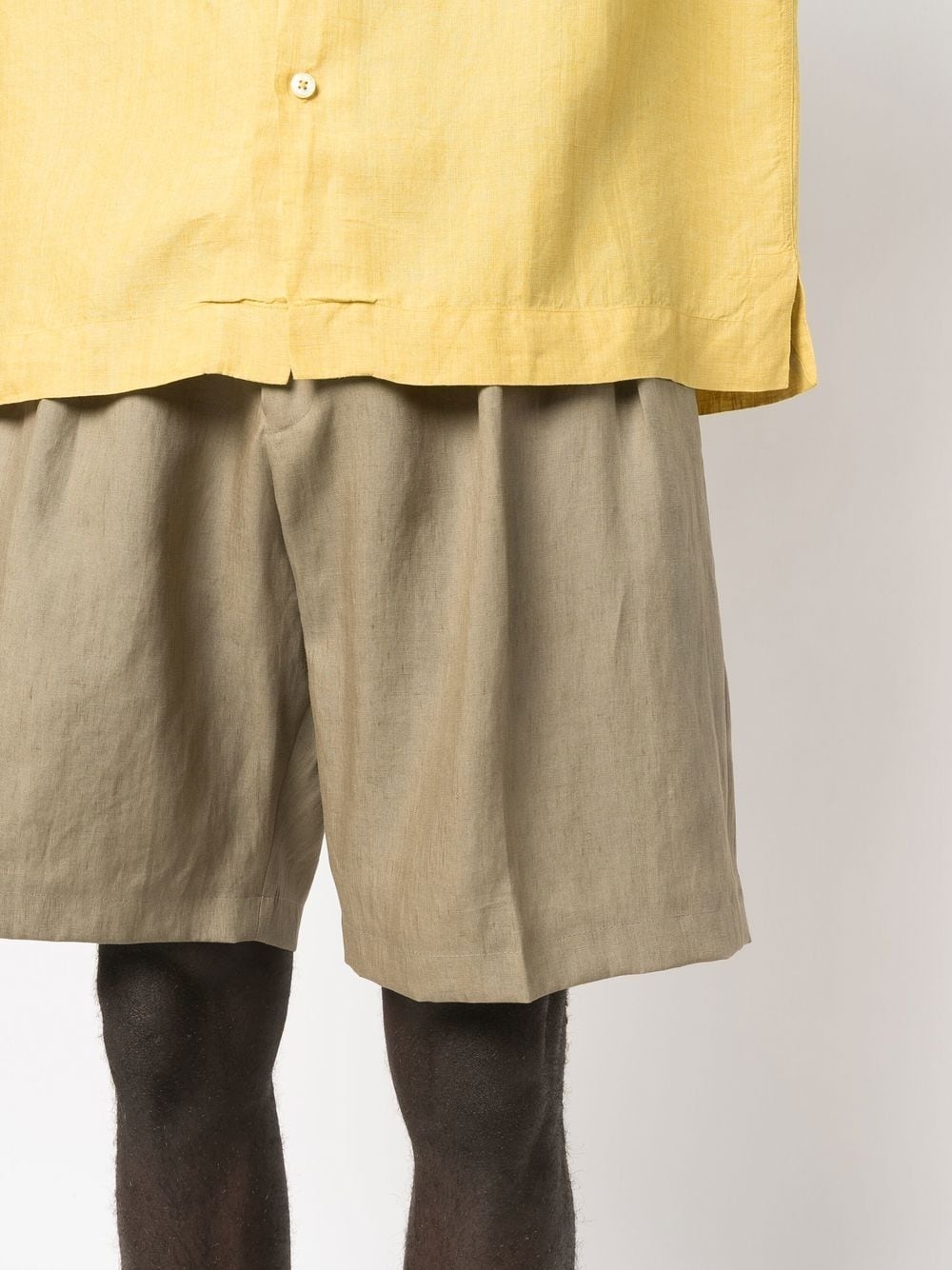 knee-length pleated bermuda shorts - 5