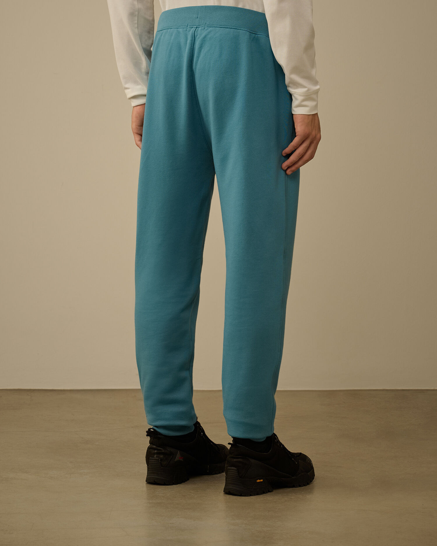 Diagonal Raised Fleece Lens Sweatpants - 4