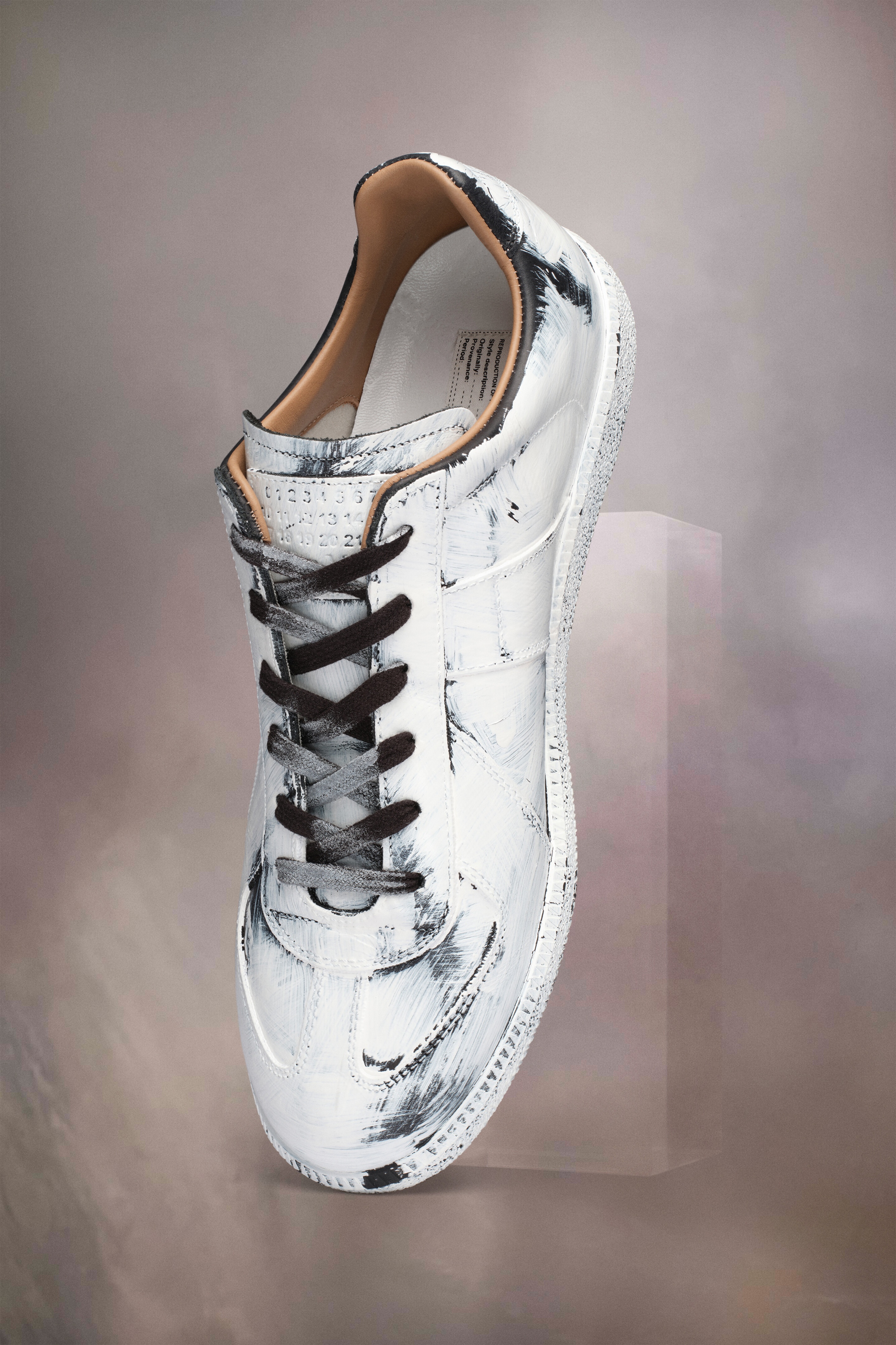 Maison Margiela Replica Bianchetto | REVERSIBLE